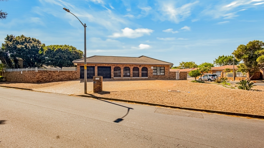 3 Bedroom Property for Sale in Monte Vista Western Cape